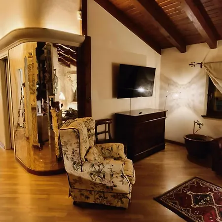 Sottocastello 2 شقة *